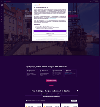 momondo landing page desktop screenshot